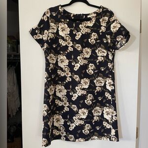 Le Lis Floral Dress